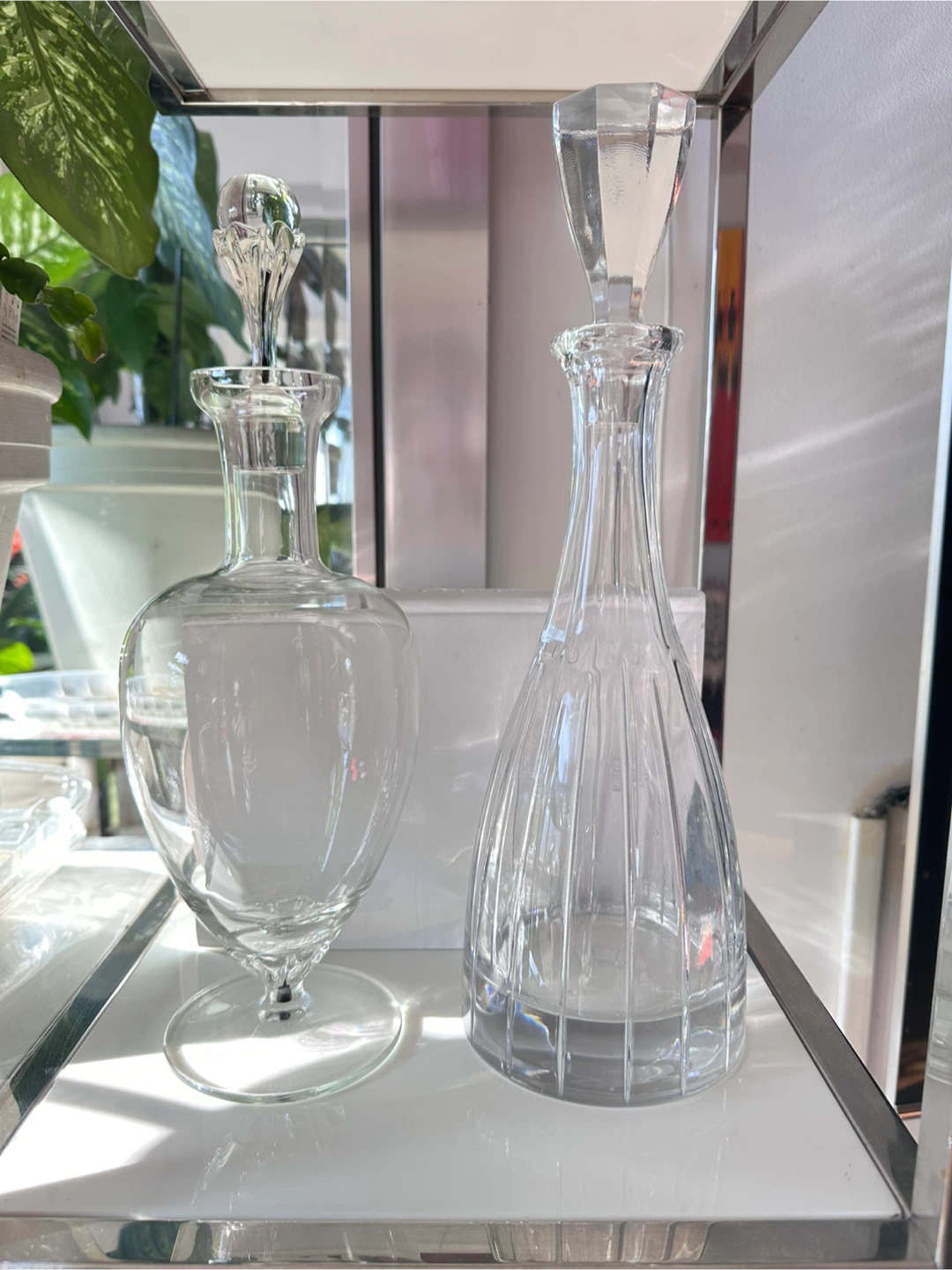Set of 2 Liquor/Sprit Crystal Glass Decanters with Stoppers