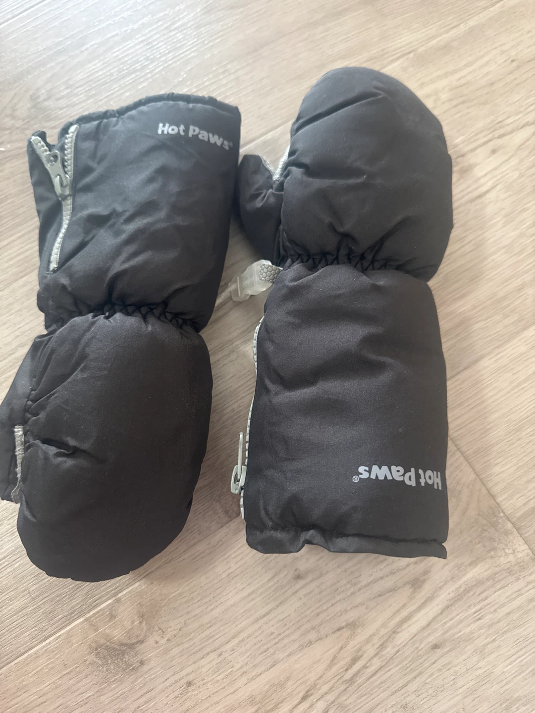 Hot Paws Black Mittens