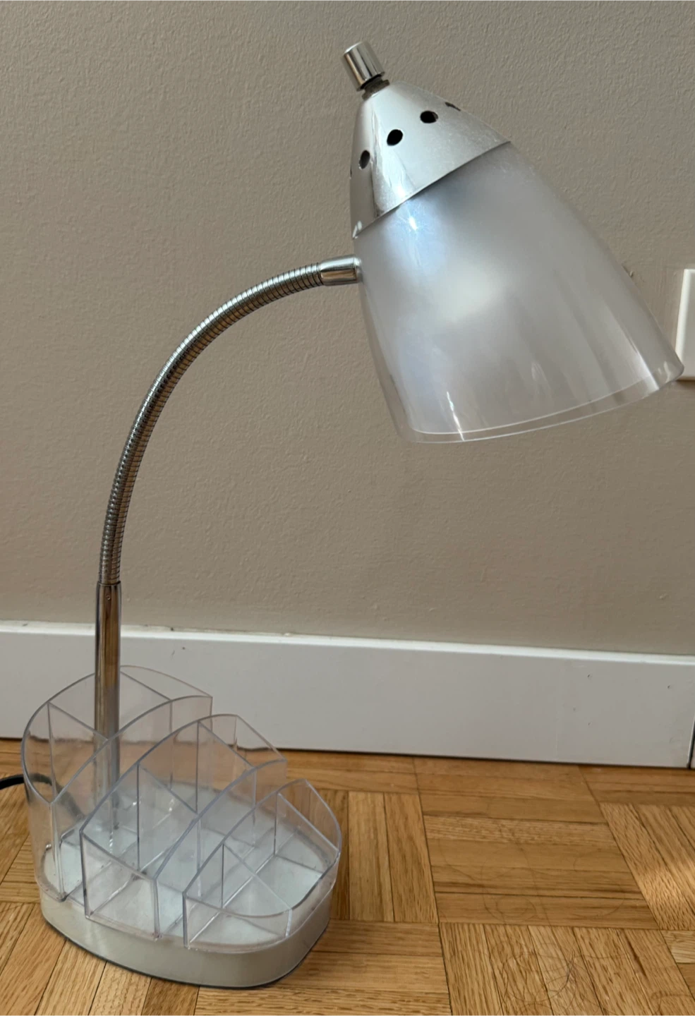 Adjustable Gooseneck Desk Lamp with Organizer Base