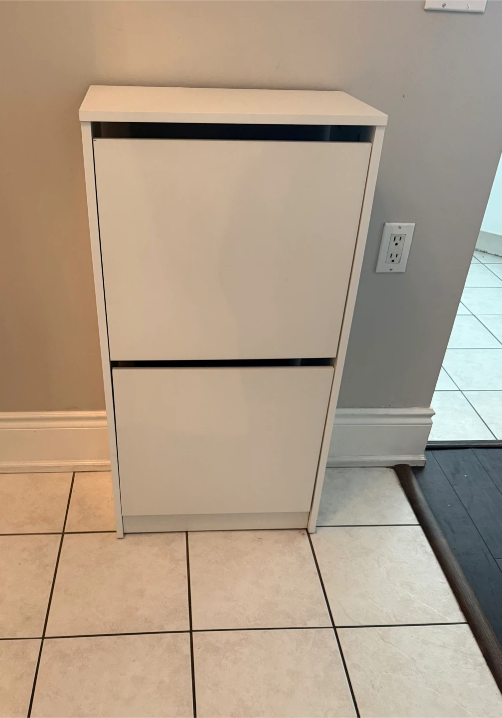 White Two-Tier Shoe Cabinet - photo 2