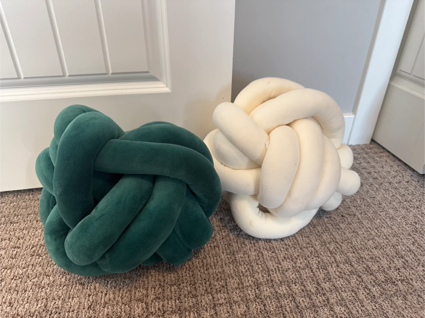 Knot Throw Pillows - Green and Cream
