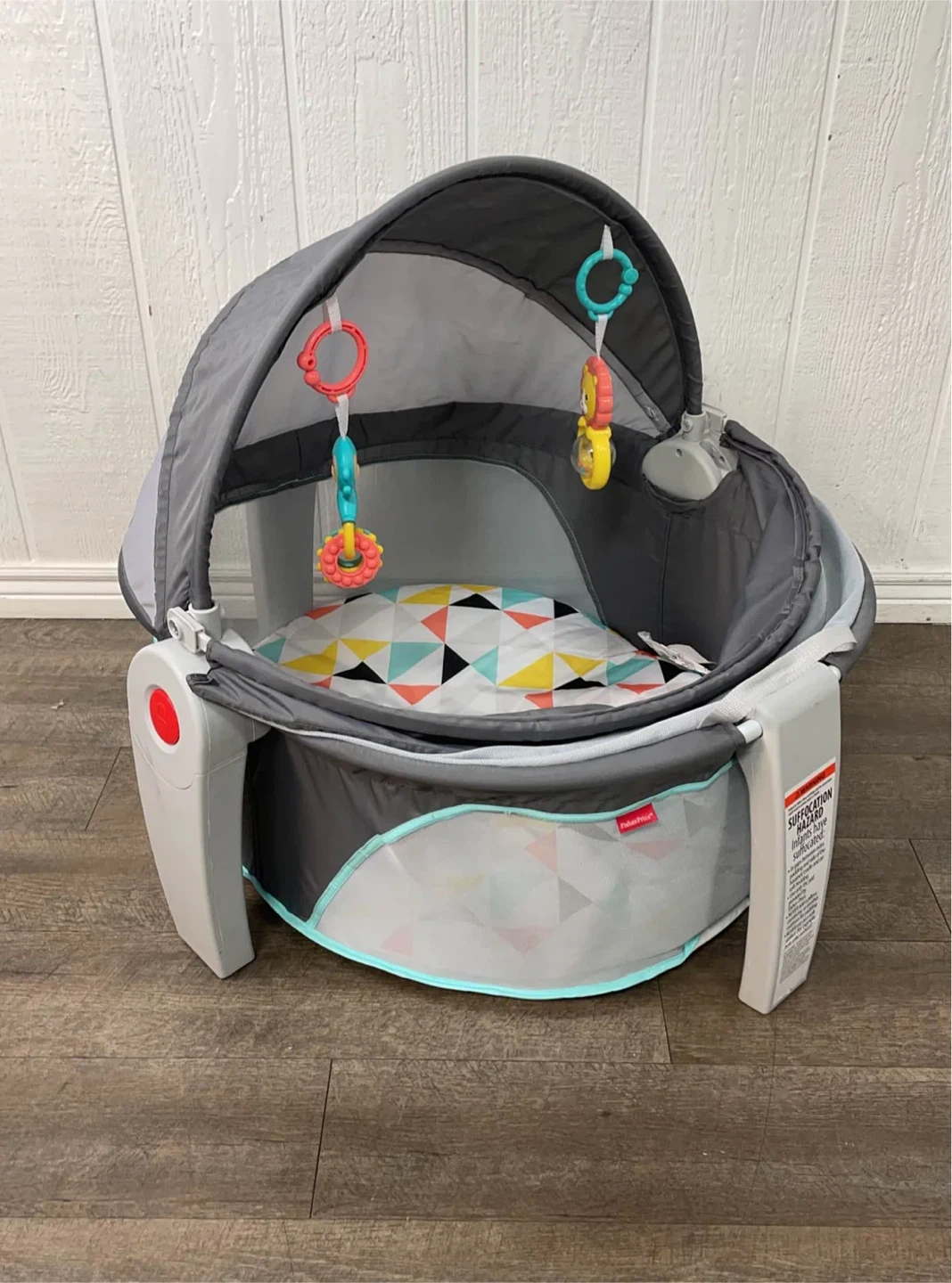 Fisher Price On-The-Go Indoor/Outdoor Baby Dome