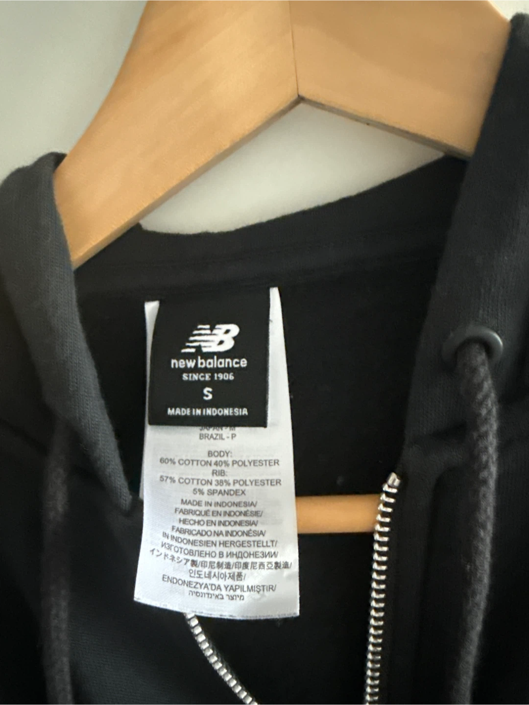 New Balance Black Zip-Up Hoodie - photo 2