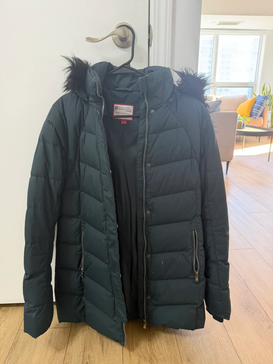 Puffer Jacket for extreme cold with fur