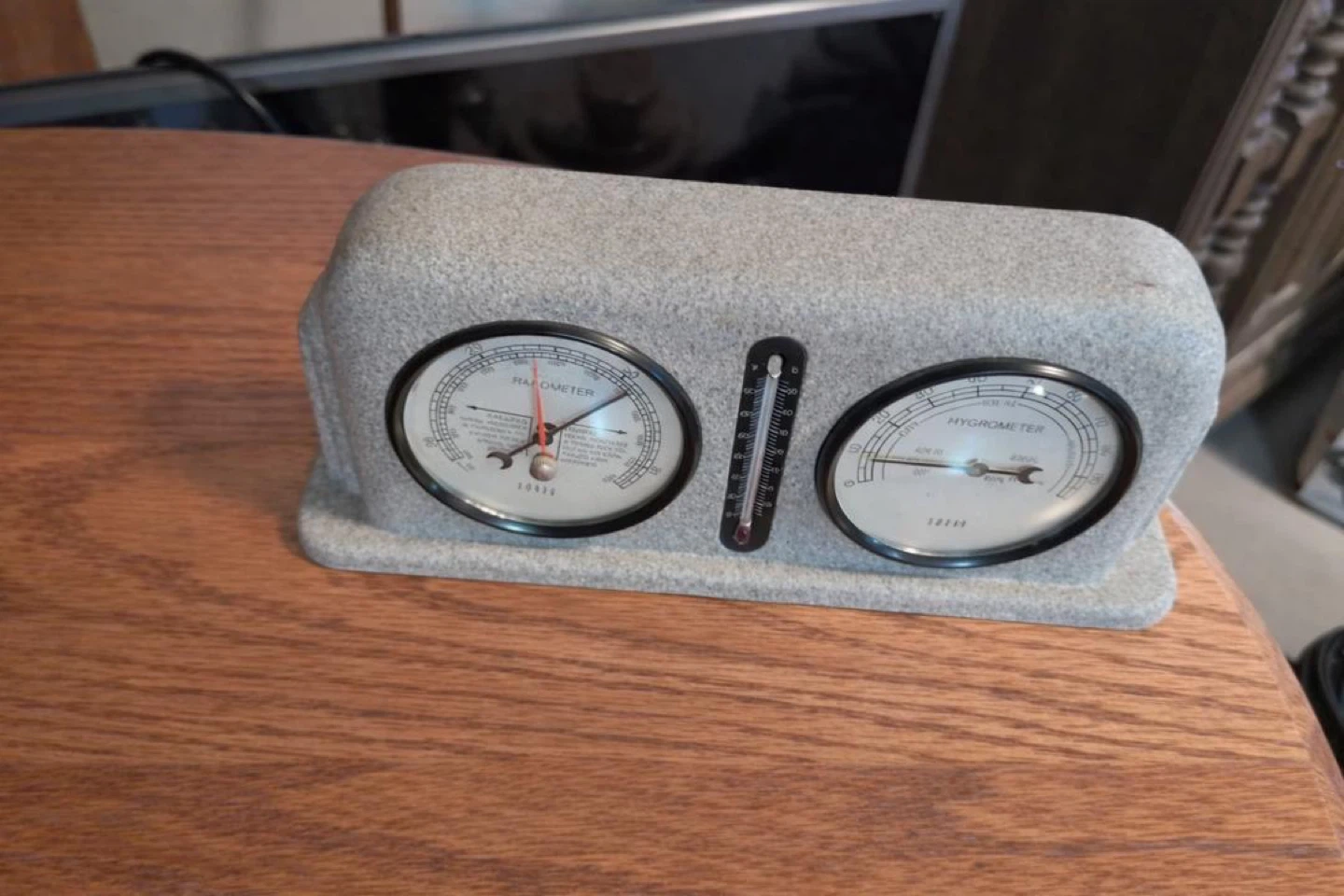 Umbra Weather Station Barometer Thermometer Hygrometer