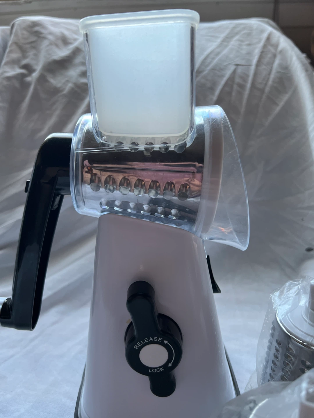 Manual Food Grater and Slicer - photo 2