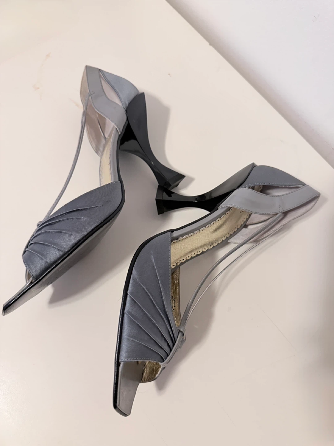 John Fluevog Women's Grey Heels - photo 2