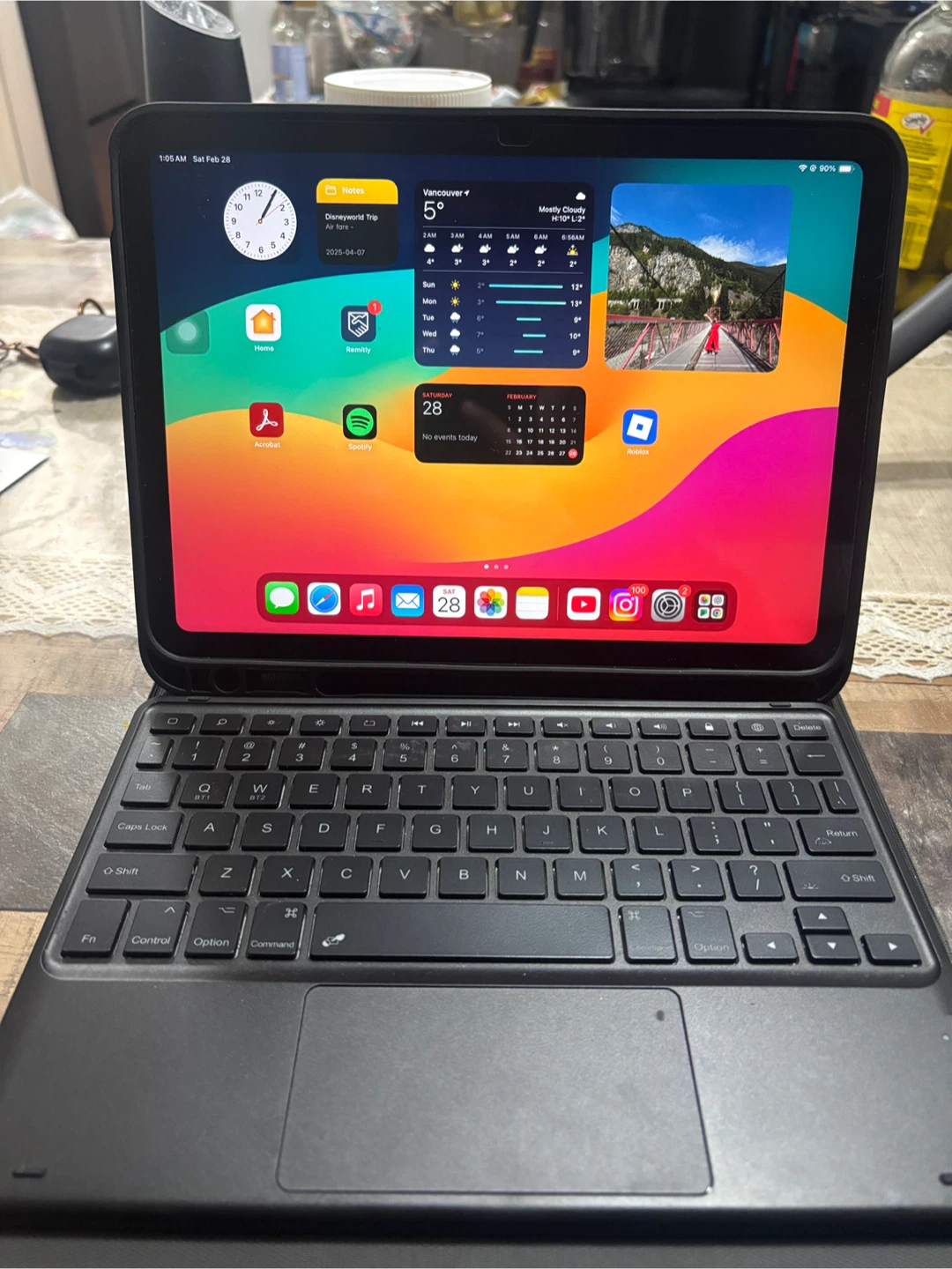 Selling Urgent ‼️Apple iPad 10th Generation 64GB