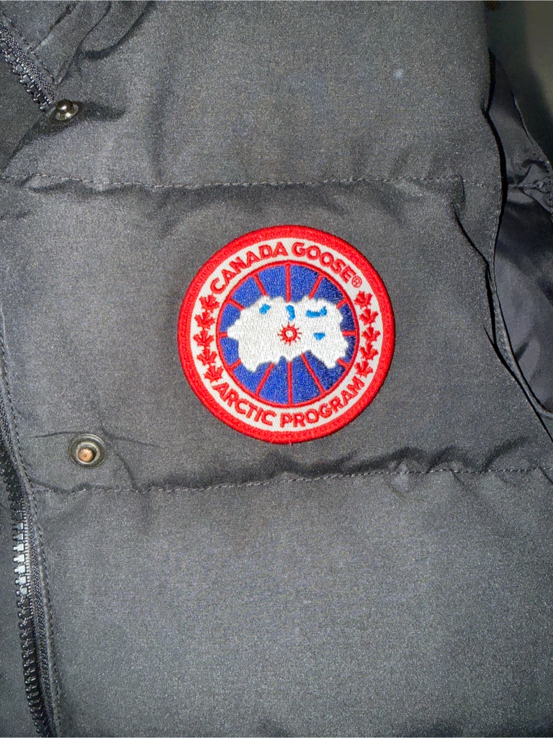 Canada Goose Puffer Vest - Black - Size S/P - photo 2