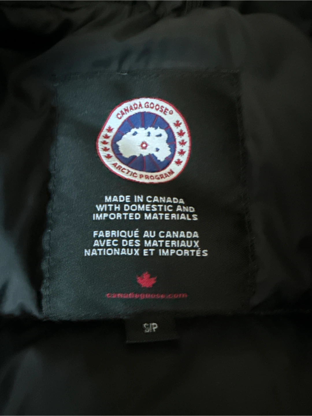Canada Goose Puffer Vest - Black - Size S/P - photo 5