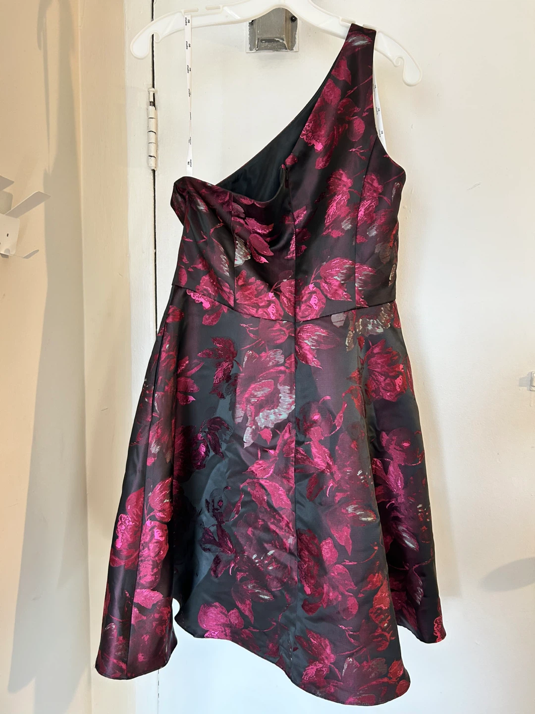 $20 - David’s Bridal Red A-Line Dress – Size 10, Worn Once - photo 2