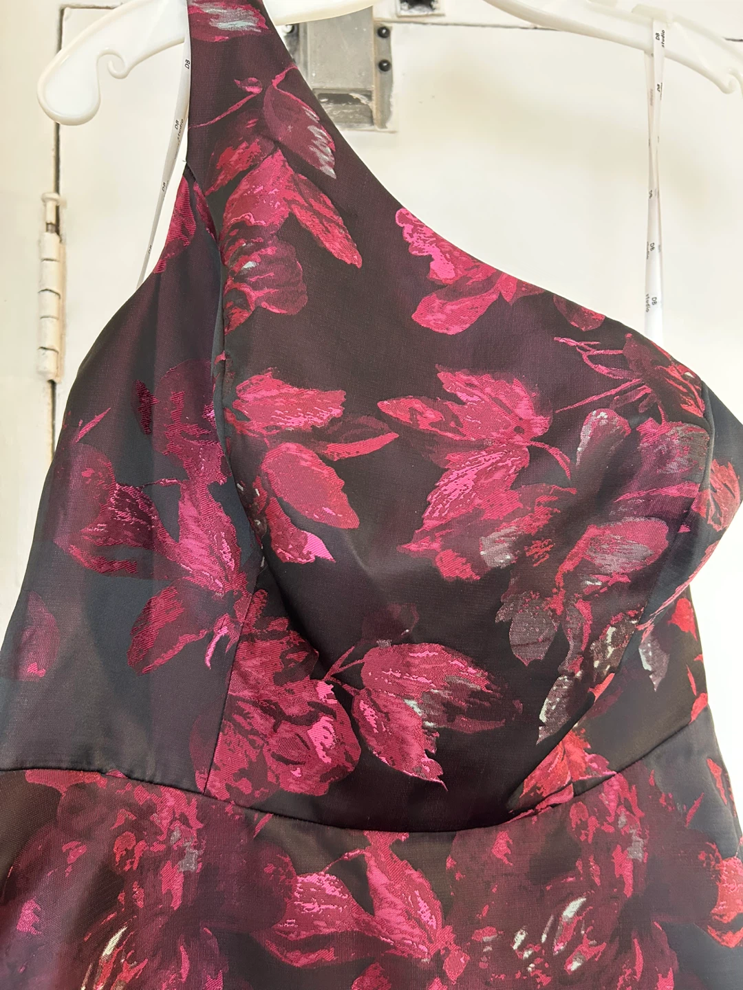 $20 - David’s Bridal Red A-Line Dress – Size 10, Worn Once - photo 3