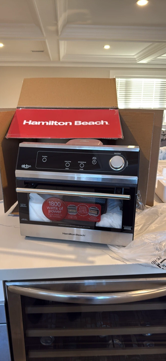 Hamilton Beach Air Fryer Toaster Oven - photo 2