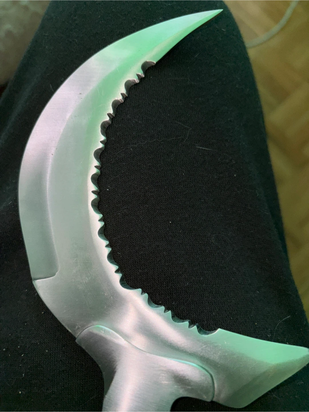 Curved Serrated Blade Knife - photo 4
