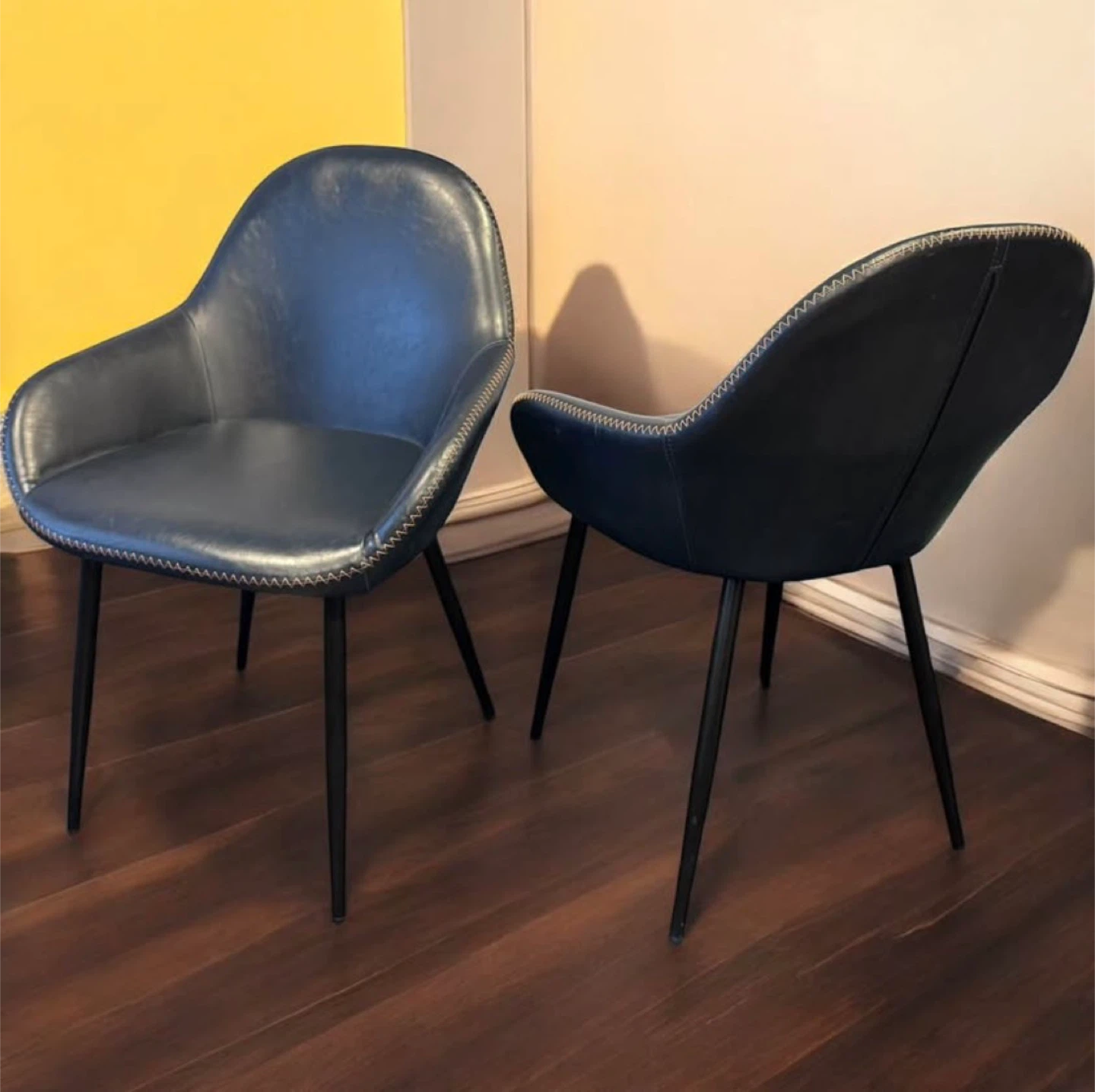 Set of 4 Blue Faux Leather Dining Chairs with Black Legs
