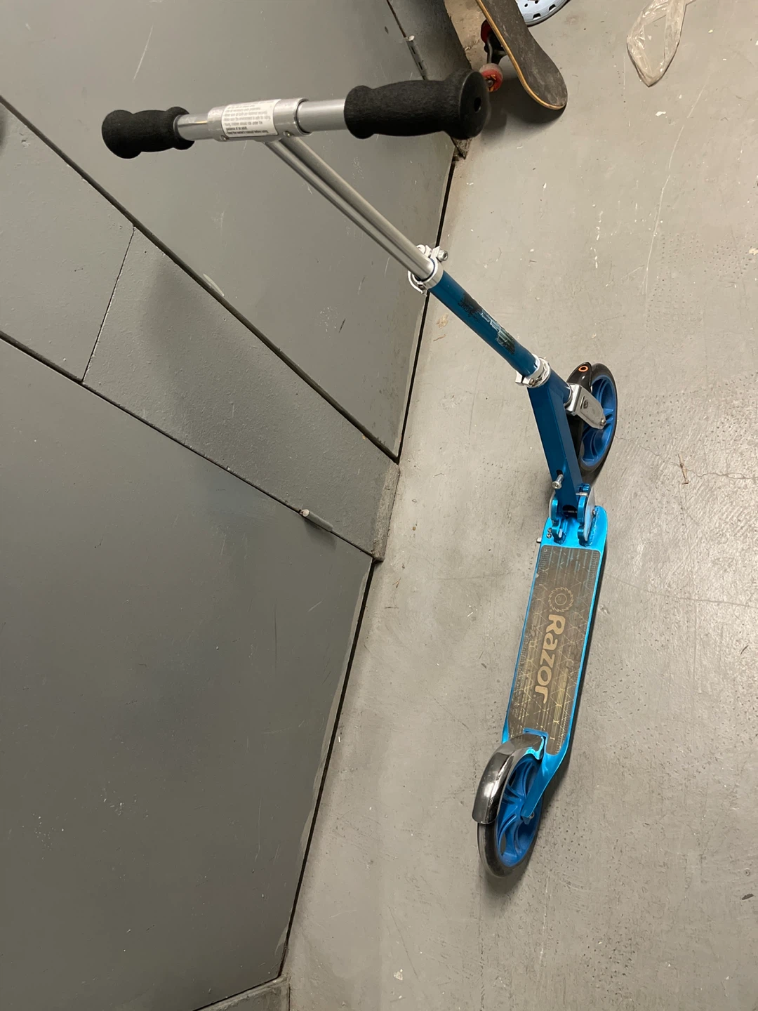 Razor Kick Scooter - Blue - photo 3