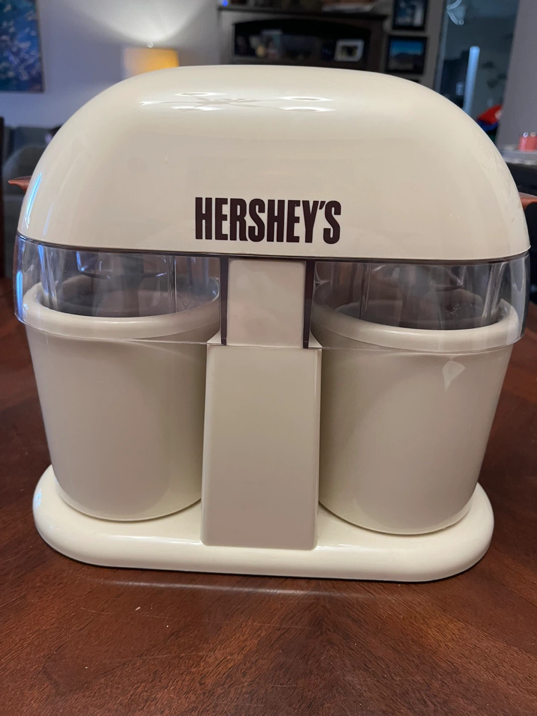 Hershey's Dual Single-Serve Ice Cream Machine