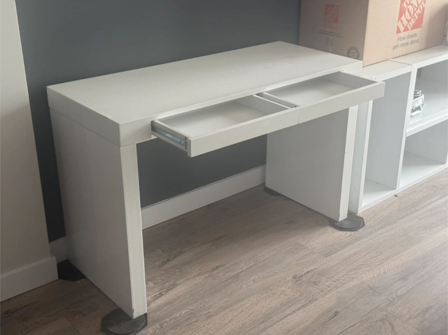 White Two-Drawer Desk - photo 4