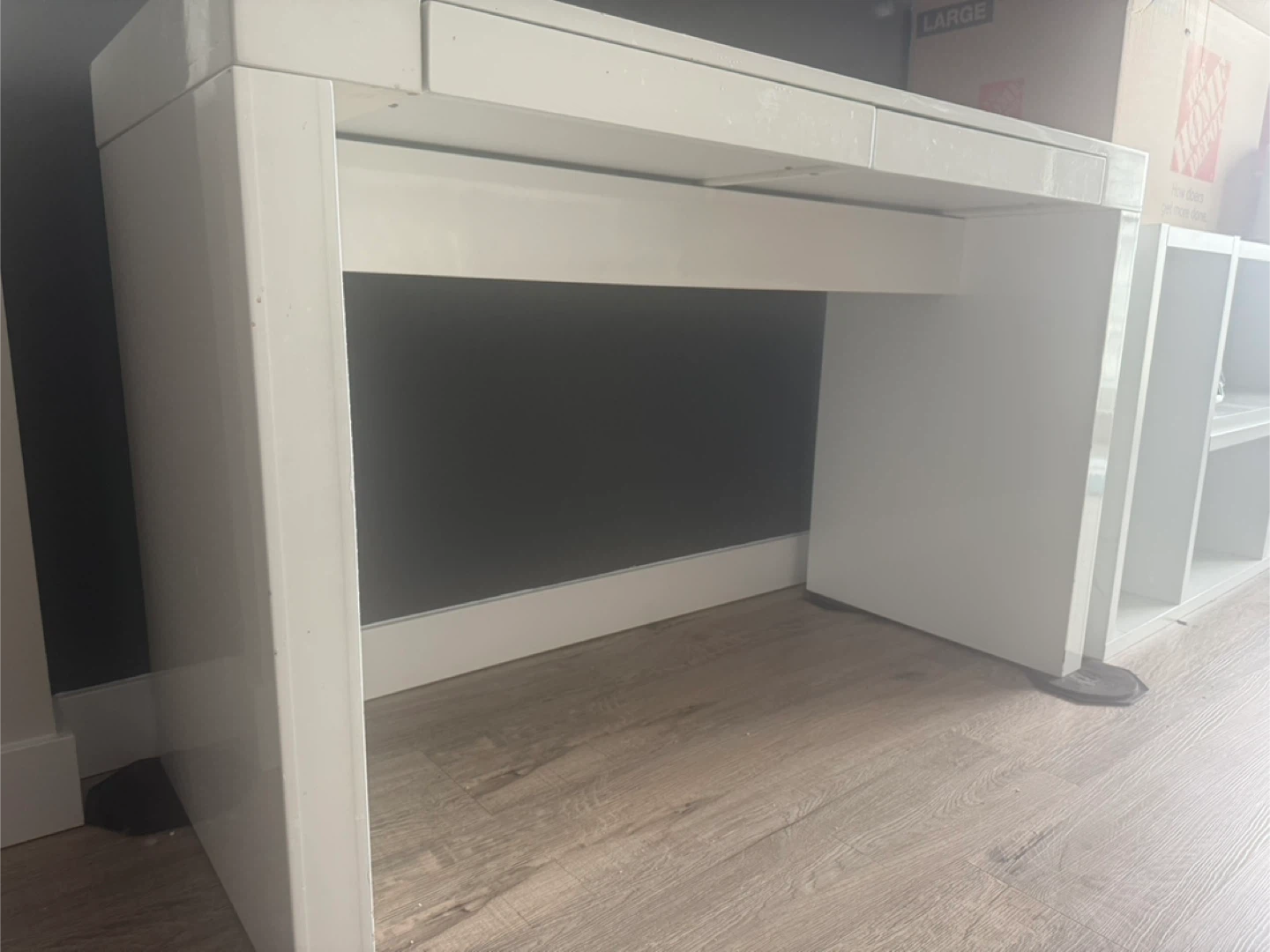 White Two-Drawer Desk - photo 2