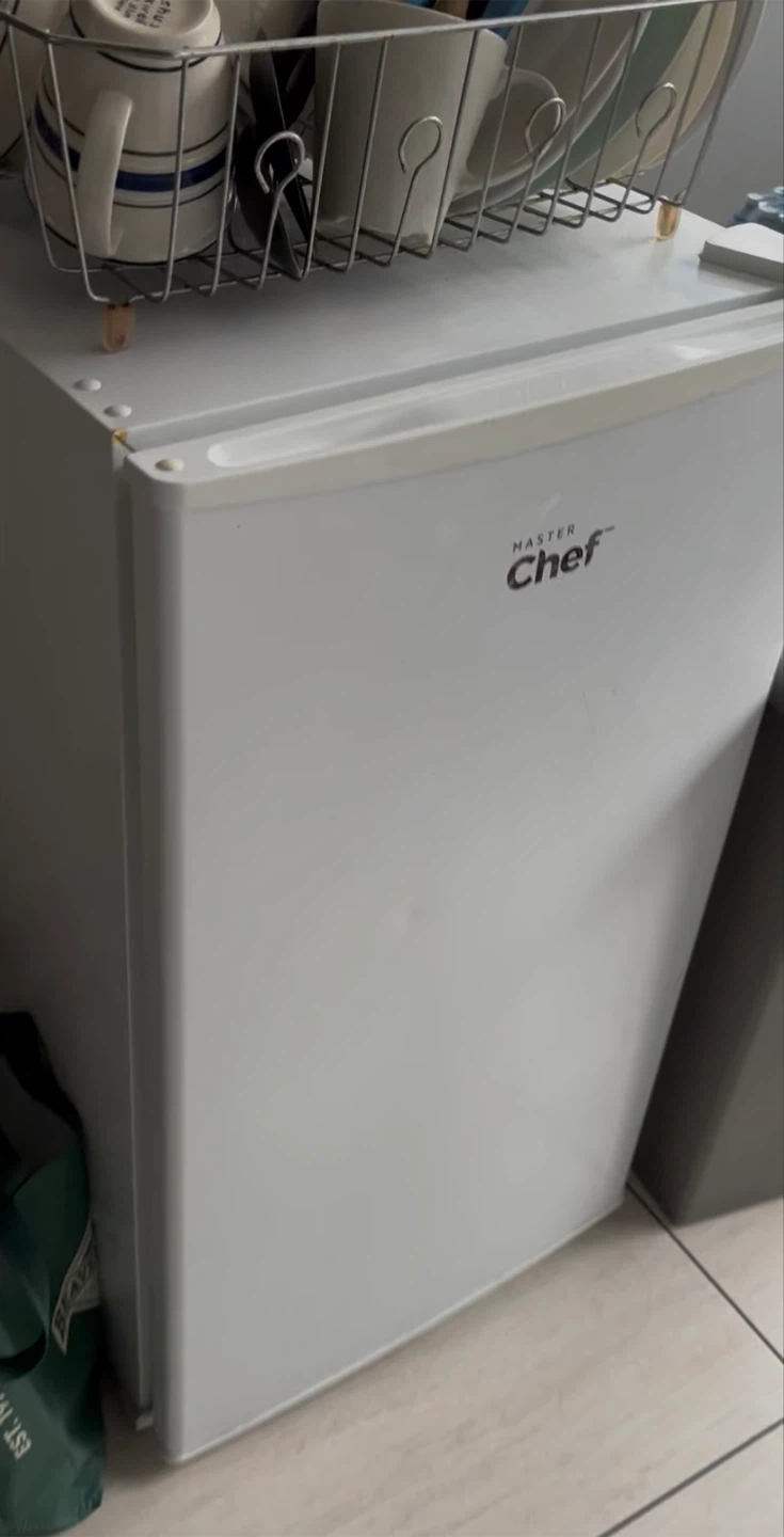 Master Chef Mini Fridge