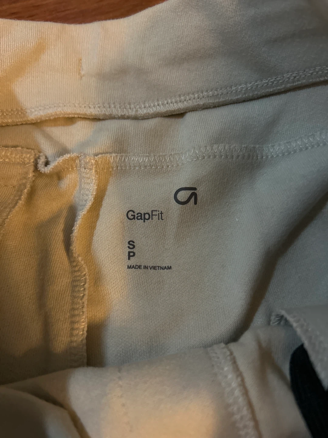 GapFit Cream Pants - Small - photo 3