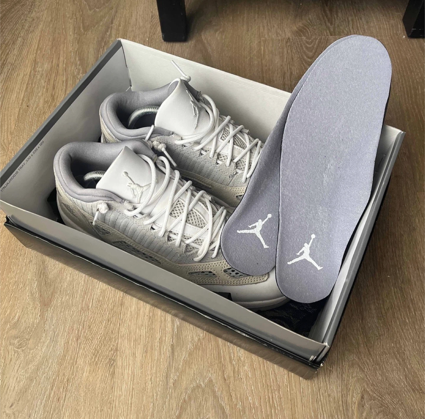 Jordan 11 Retro Low IE "Light Cement" US 9