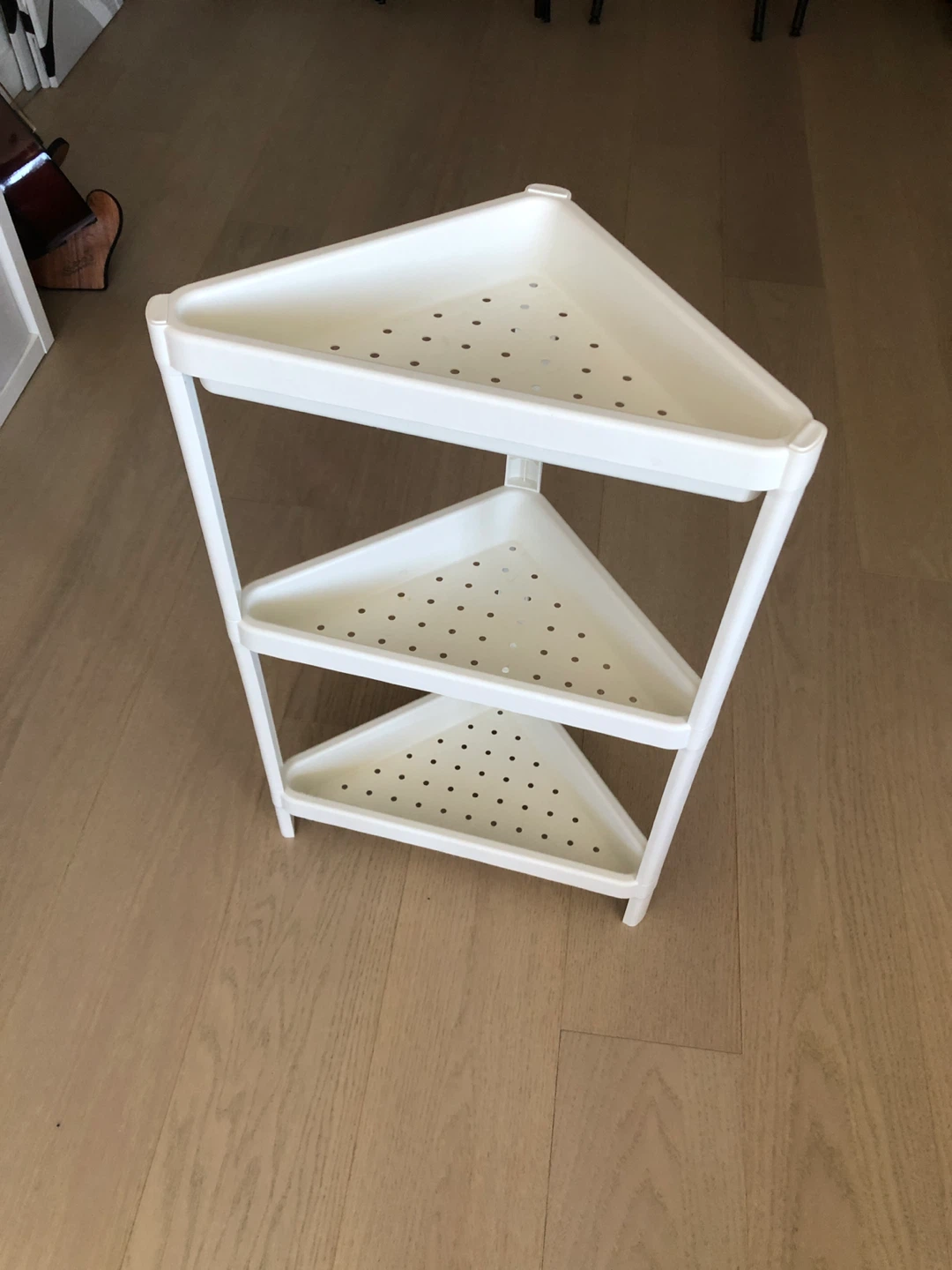 White 3-Tier Corner Shelf Unit