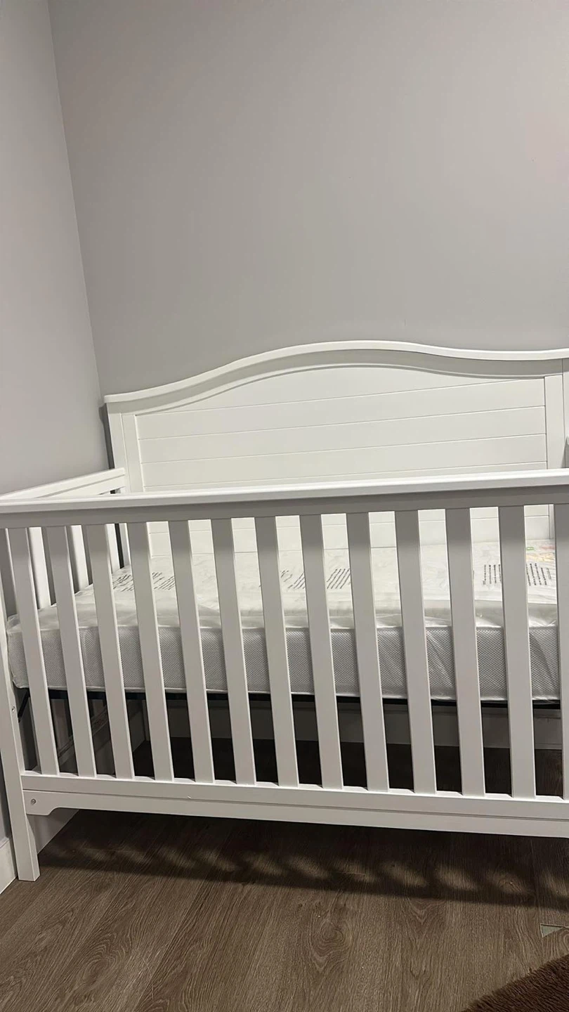 Child Craft Convertible Crib and Mattress - photo 2