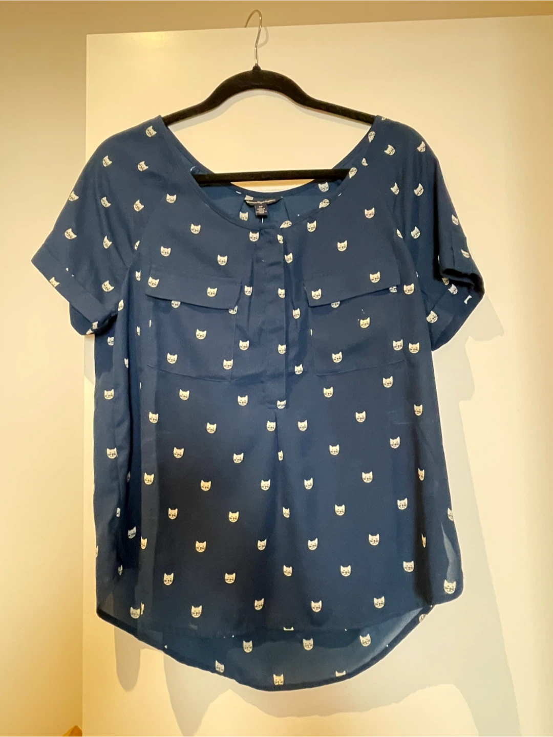 NEW American Eagle Blue Cat Print Short Sleeve Blouse
