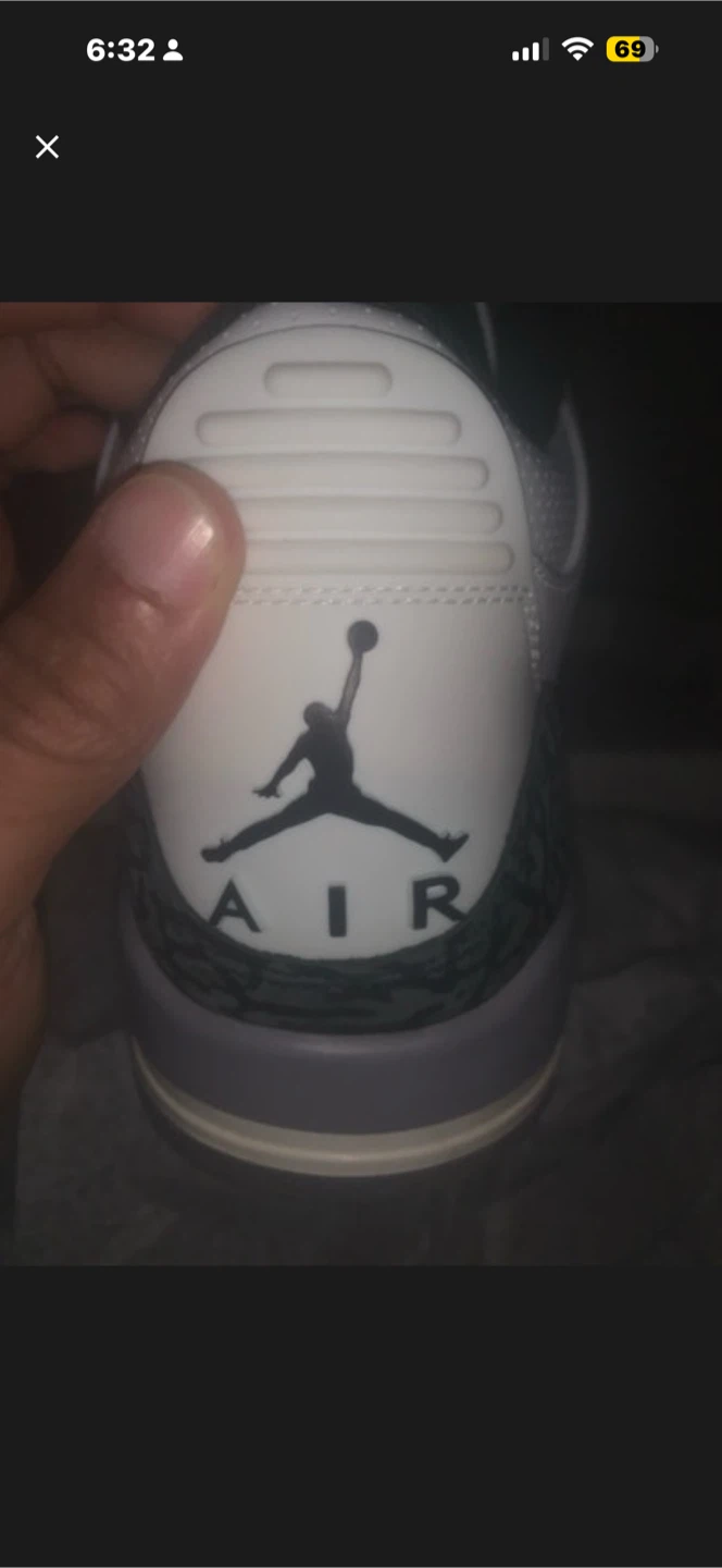 Air Jordan 3 Retro Sneakers