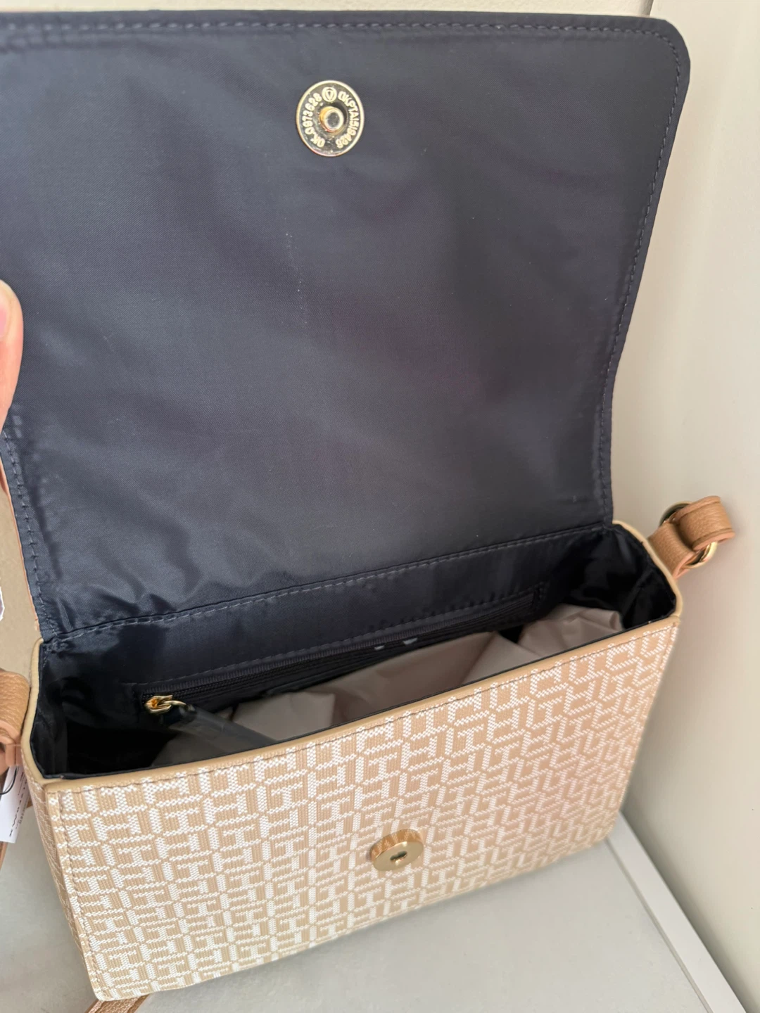 Tommy Hilfiger Crossbody Bag - photo 4