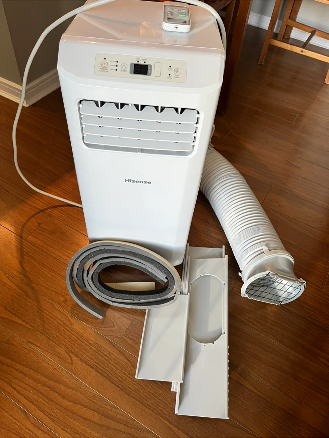 Like NEW portable air conditioner, fan & dehumidifier 🧡