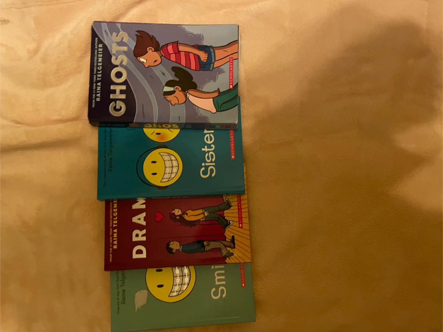 Raina Telgemeier Graphic Novels - Smile, Drama, Sisters, Ghosts