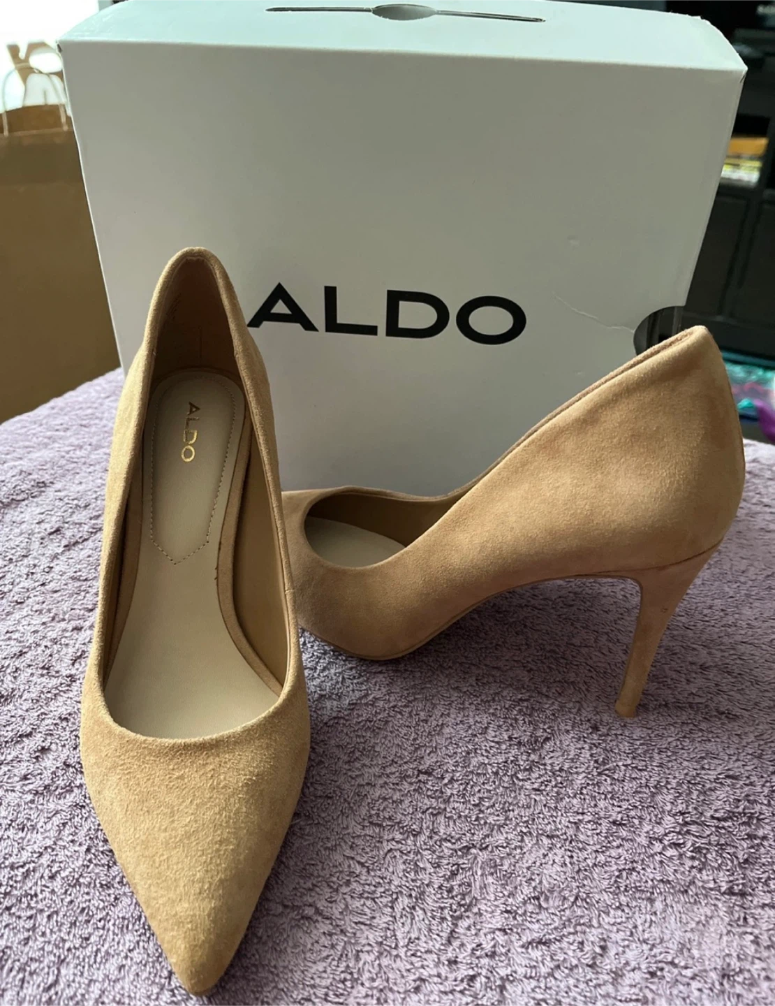 ALDO TRAYCEY Suede Pumps - Size 6.5