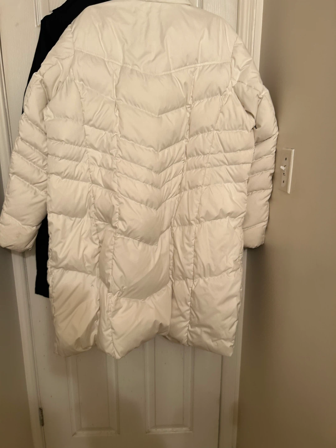 Lands' End Women's Puffer Coat - photo 4