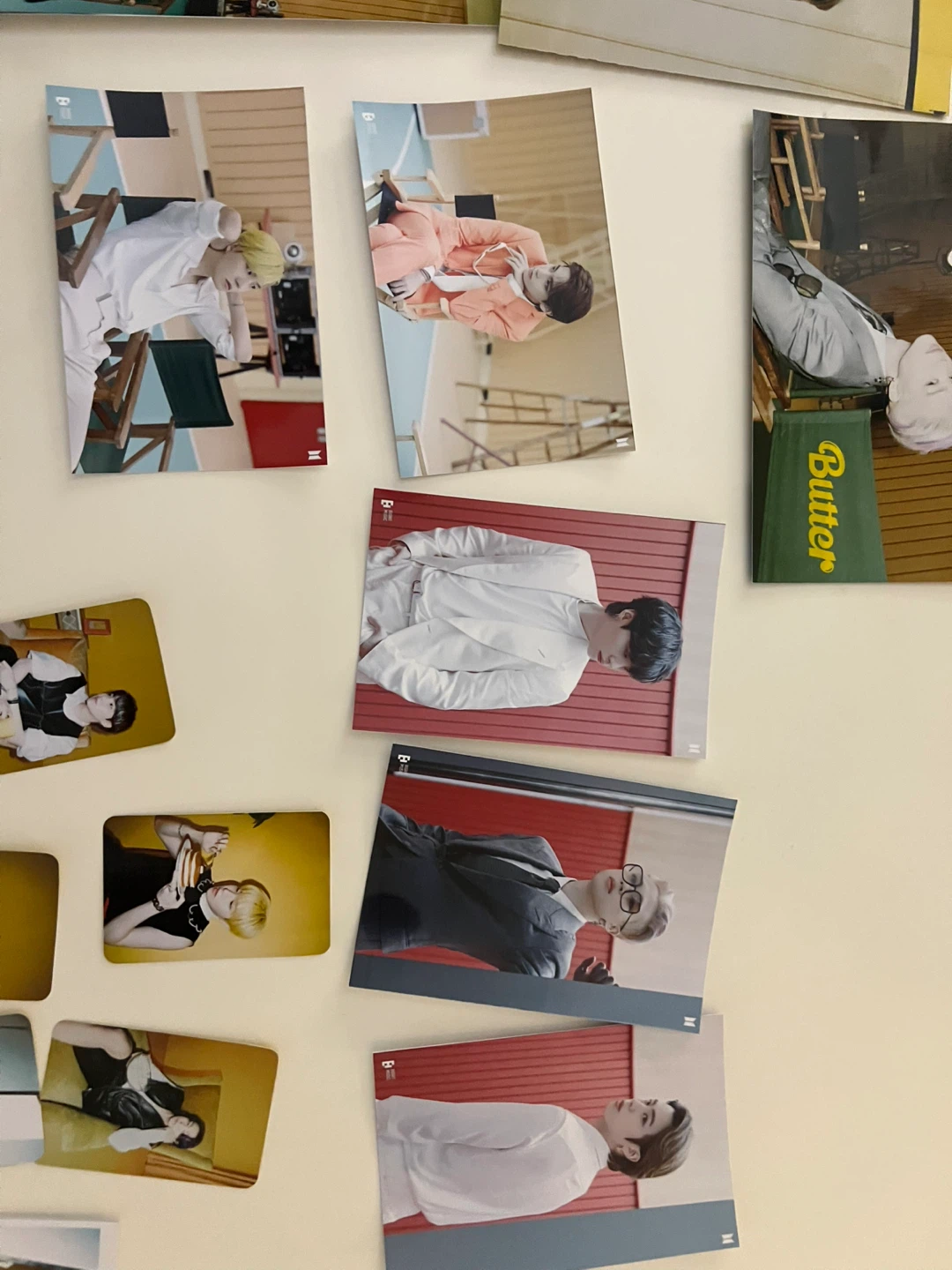 BTS Butter Photocards & Keychain Set - photo 5
