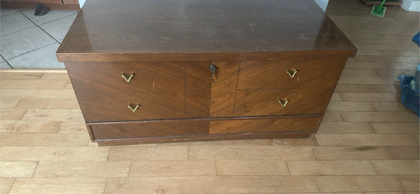 The Hodderich Furniture Co. Ltd. Cedar Chest