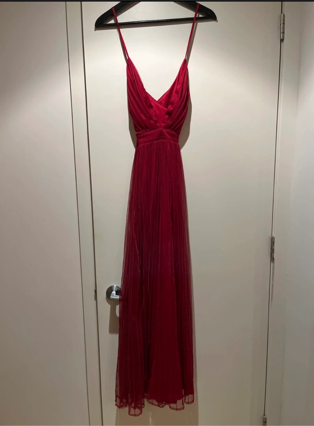 TOBI Red Tulle Gown - Size M/M - photo 5