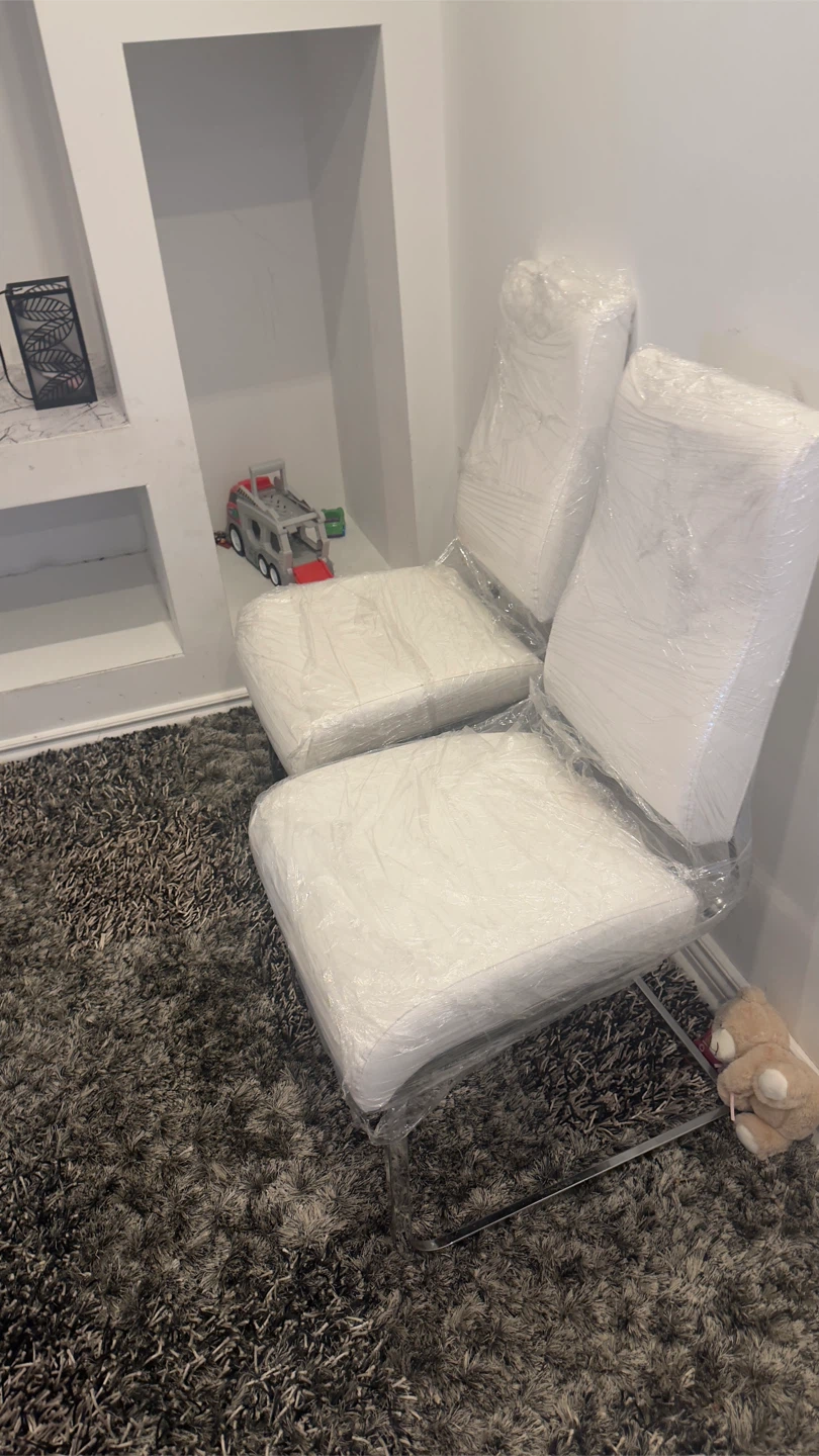 Set of 2 White Dining Chairs