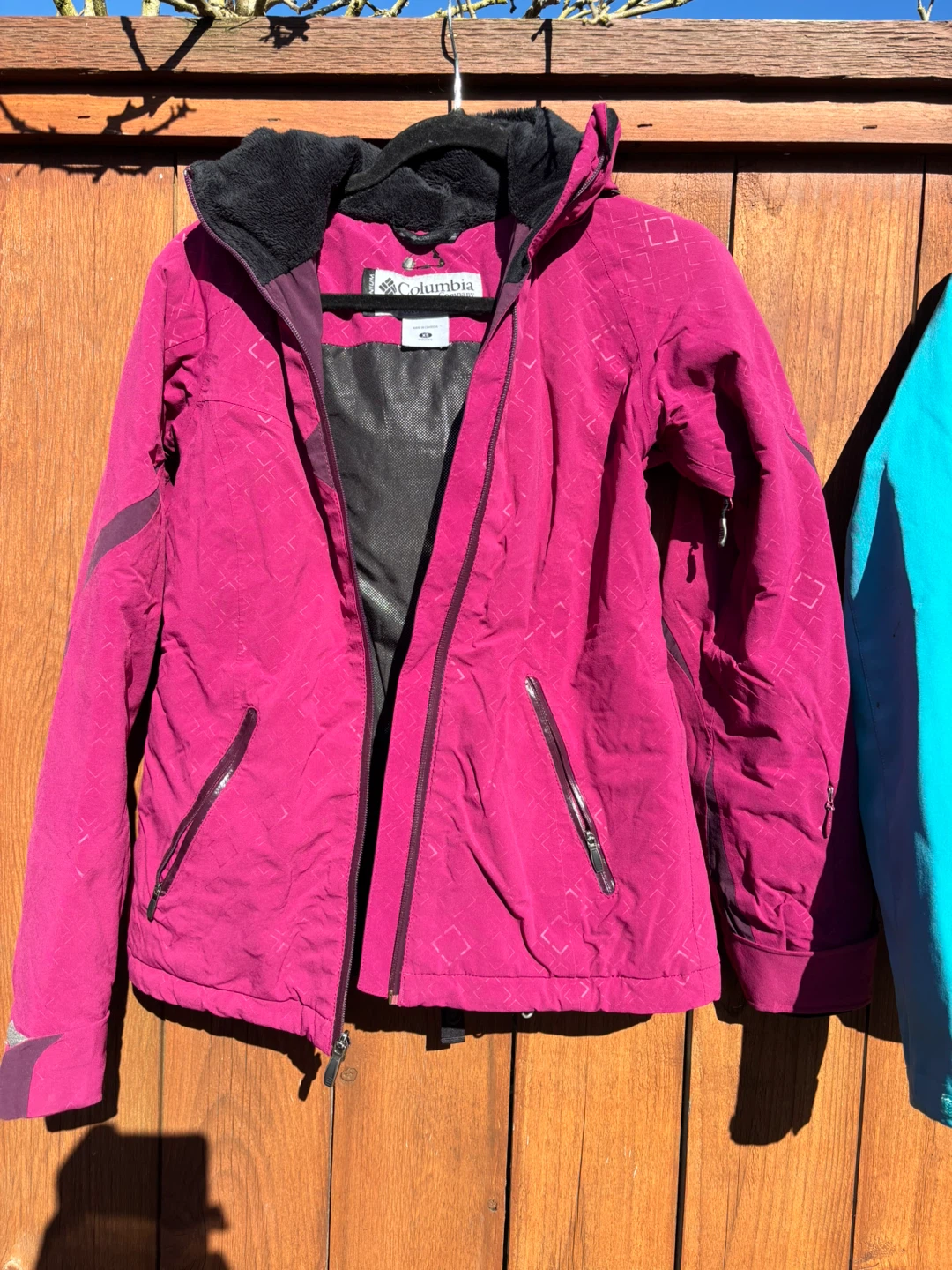 Jacket for women 10 dollars each - photo 2
