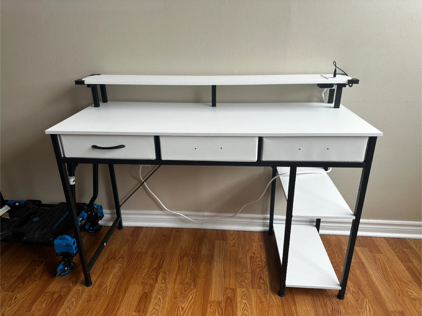 White Computer Desk with Shelves and Drawer - photo 2