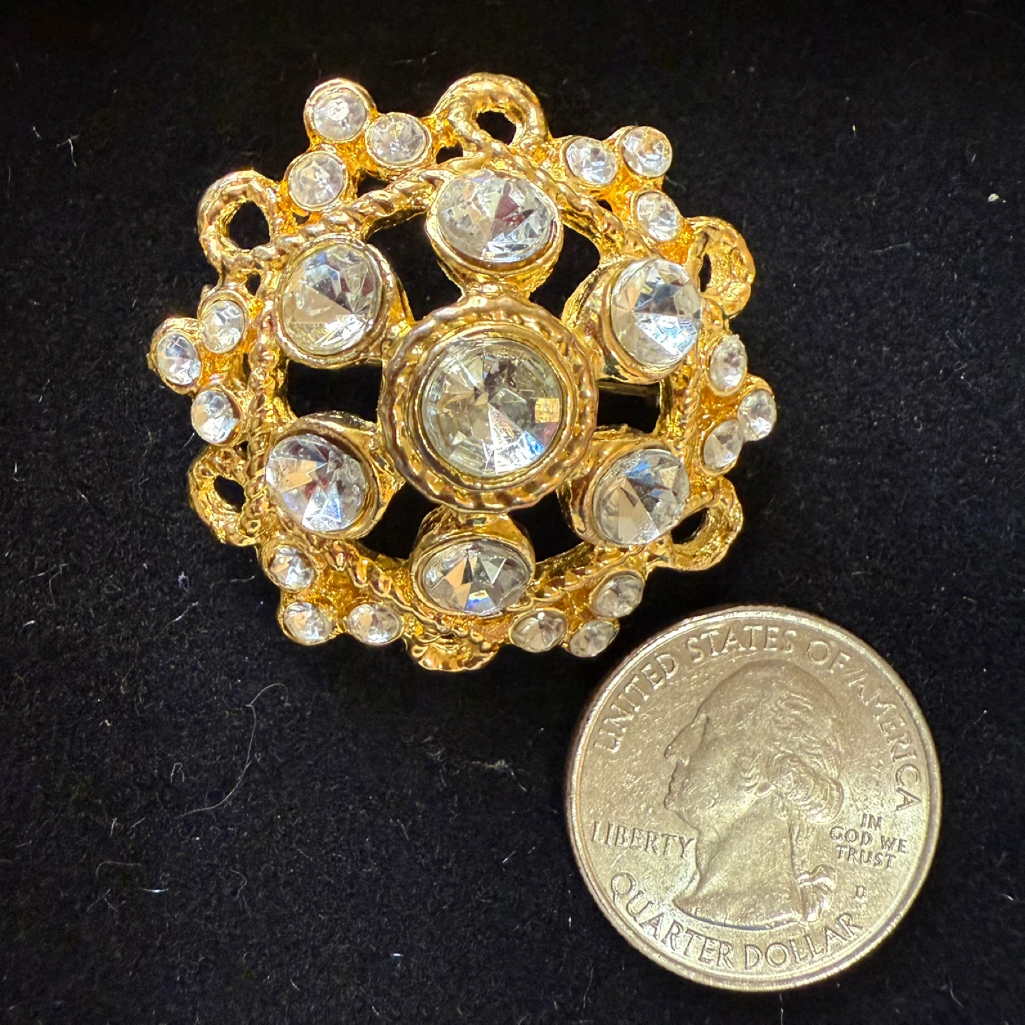 Vintage Twisted Dome Gold Tone and Clear Stone Brooch - photo 4