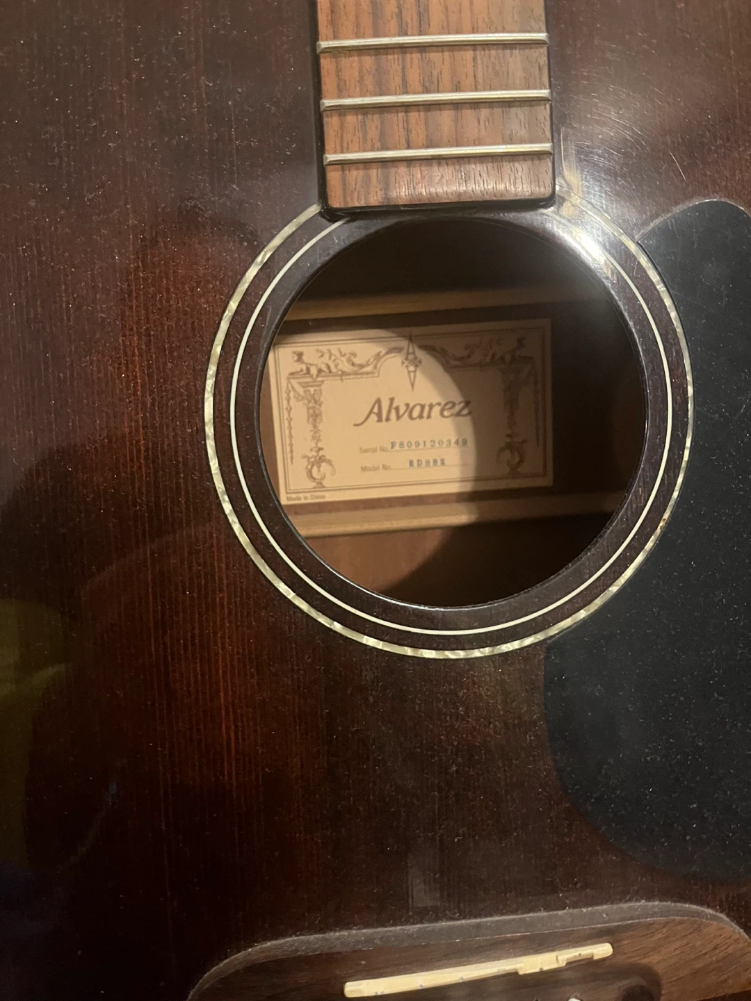 Alvarez Acoustic Guitar - photo 2
