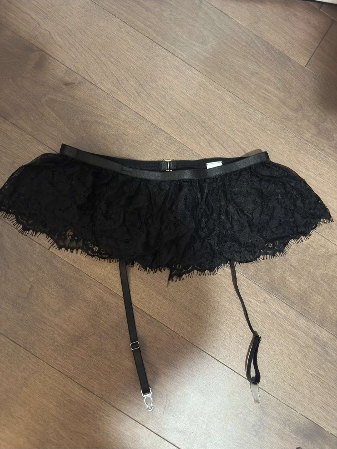 Black Lace Garter Belt - photo 2