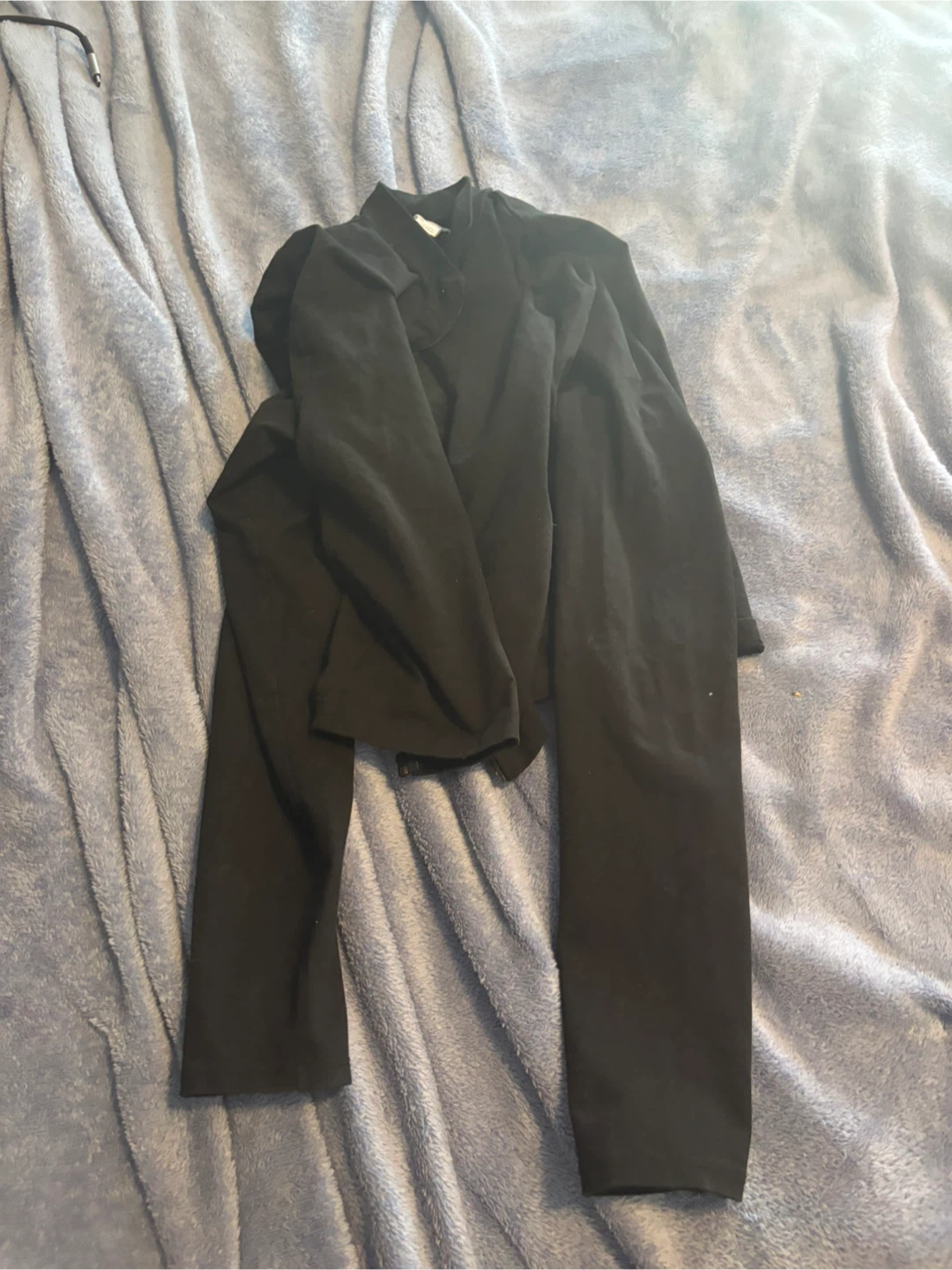 Forever 21 Black Long Sleeve sweater
