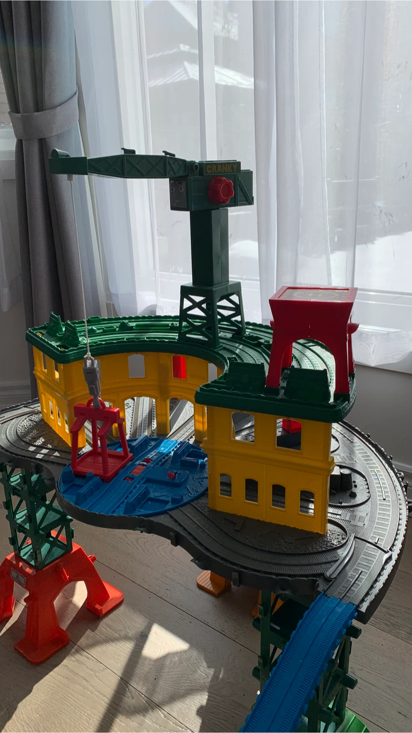 Thomas & Friends Super Station and Wooden Set - photo 5