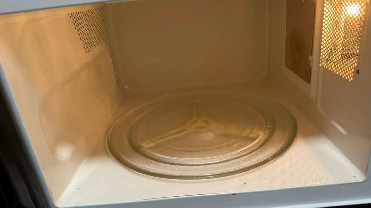 microwave - photo 2