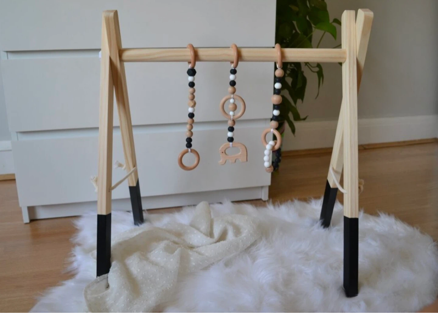 Montessori Wooden Baby Gym - photo 2