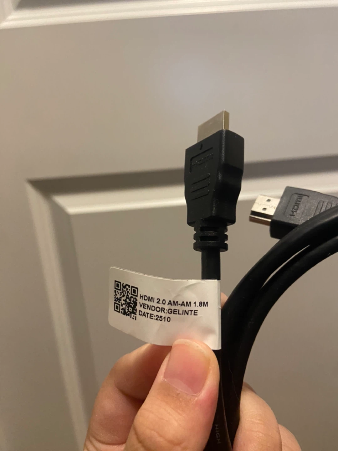 HDMI cable - photo 2