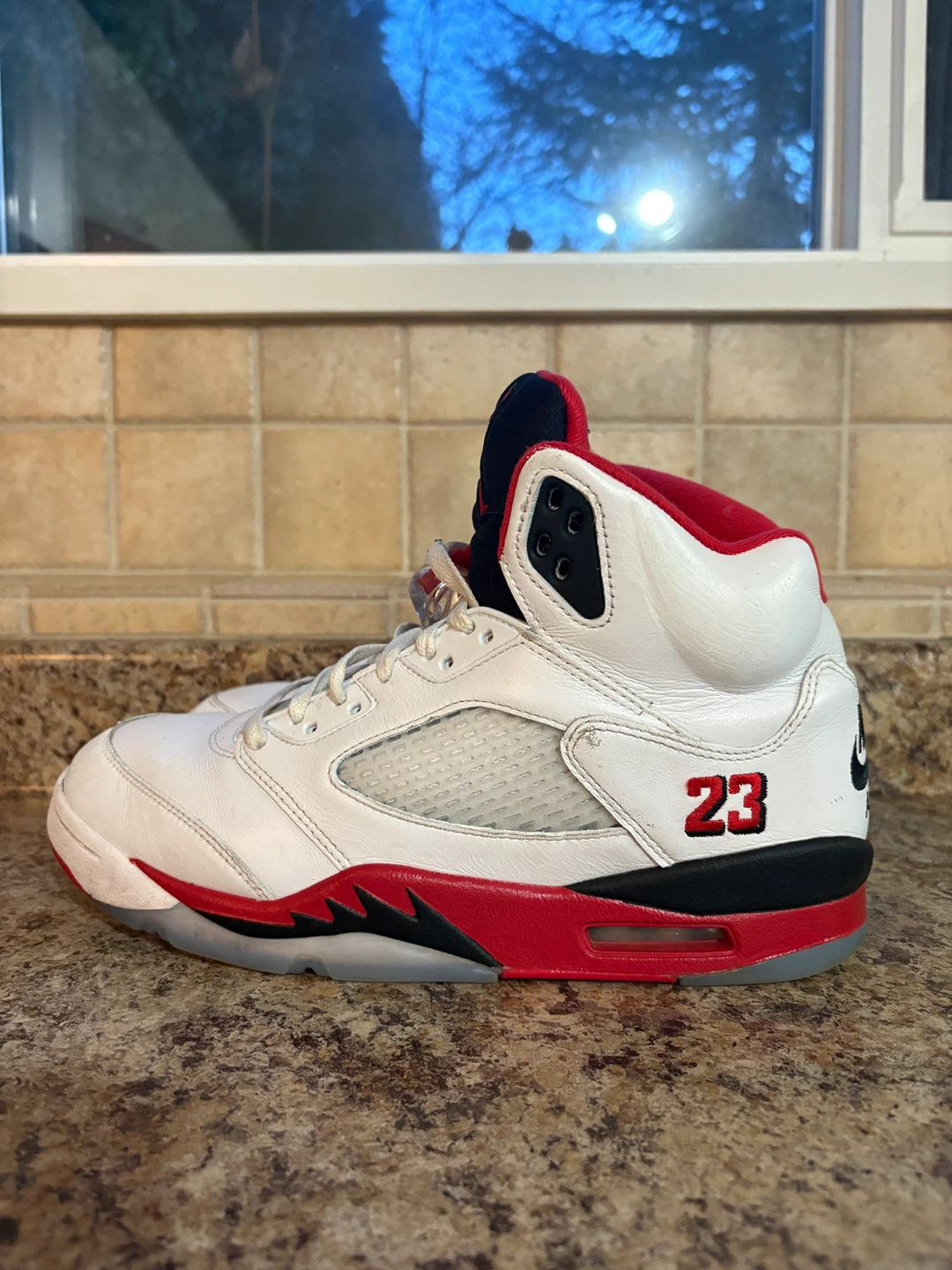 Jordan 5 Fire Red 2025 - photo 3